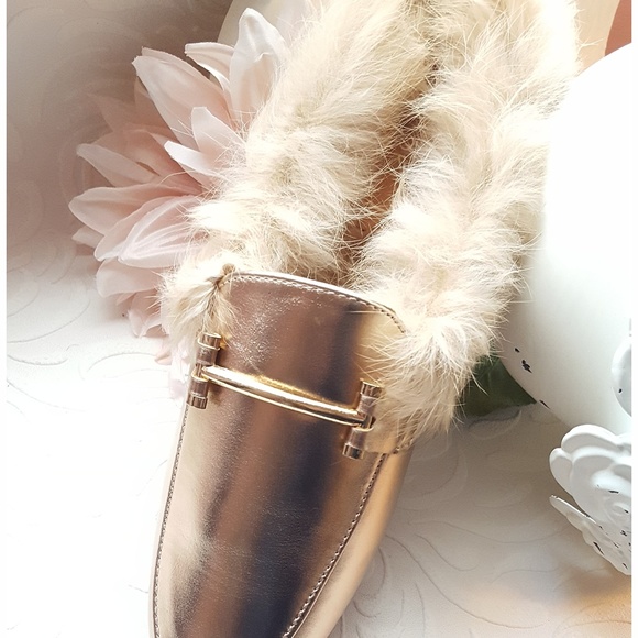Rose Gold Faux Fur Trimmed Mule - Picture 2 of 8